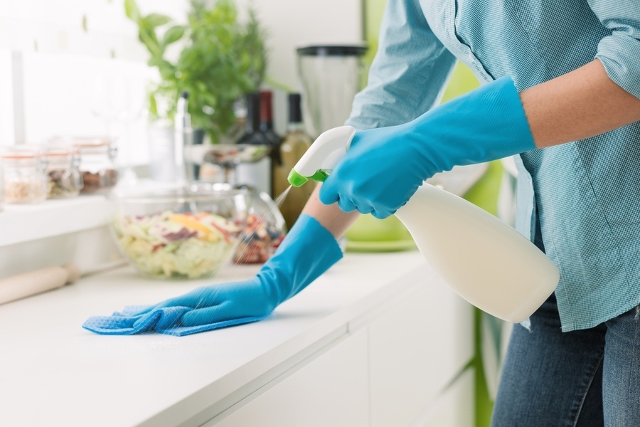 A team working with Move-Out Cleaning in Providence Estates East, Charlotte, NC 28277